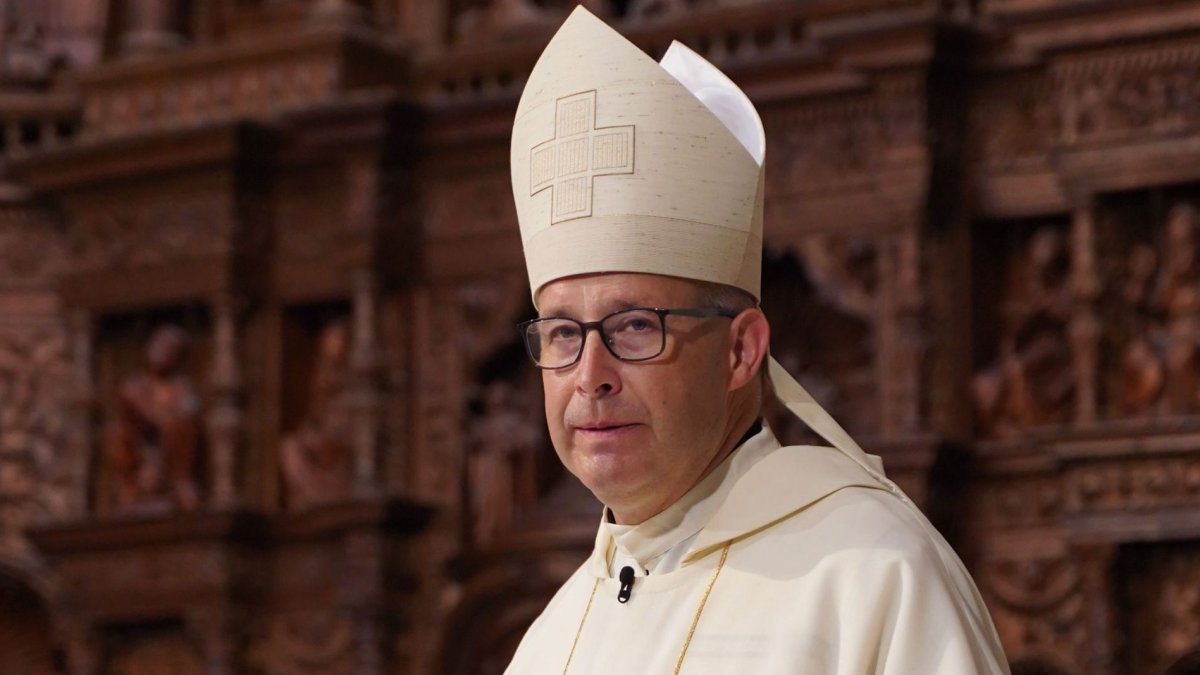  Mons. José Antonio Satué