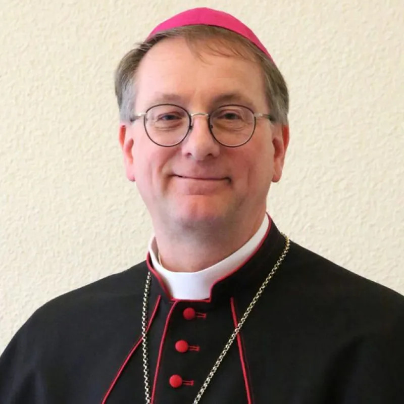 Mons. Roermond van den Hout